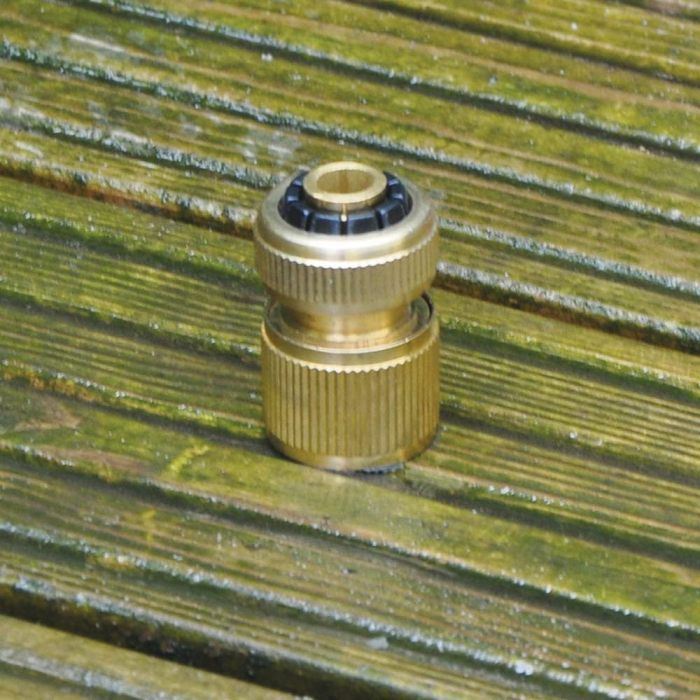 KINGFISHER PRO PLATINUM BRASS FEMALE HOSE FITTING. P604SNCP