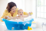FIRST STEPS VINYL DUCK BATH TOYS 3 PACK. PS880