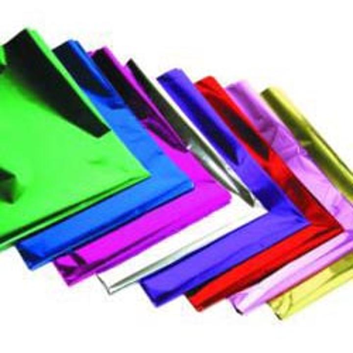 PACK OF 4 GIFT WRAP WITH 4 TIE. 151948 \\\151948