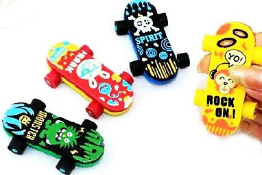DIFFERENT COLOURS SKATEBOARD RUBBER ERASER (SINGLE). PI383034 \\\383034