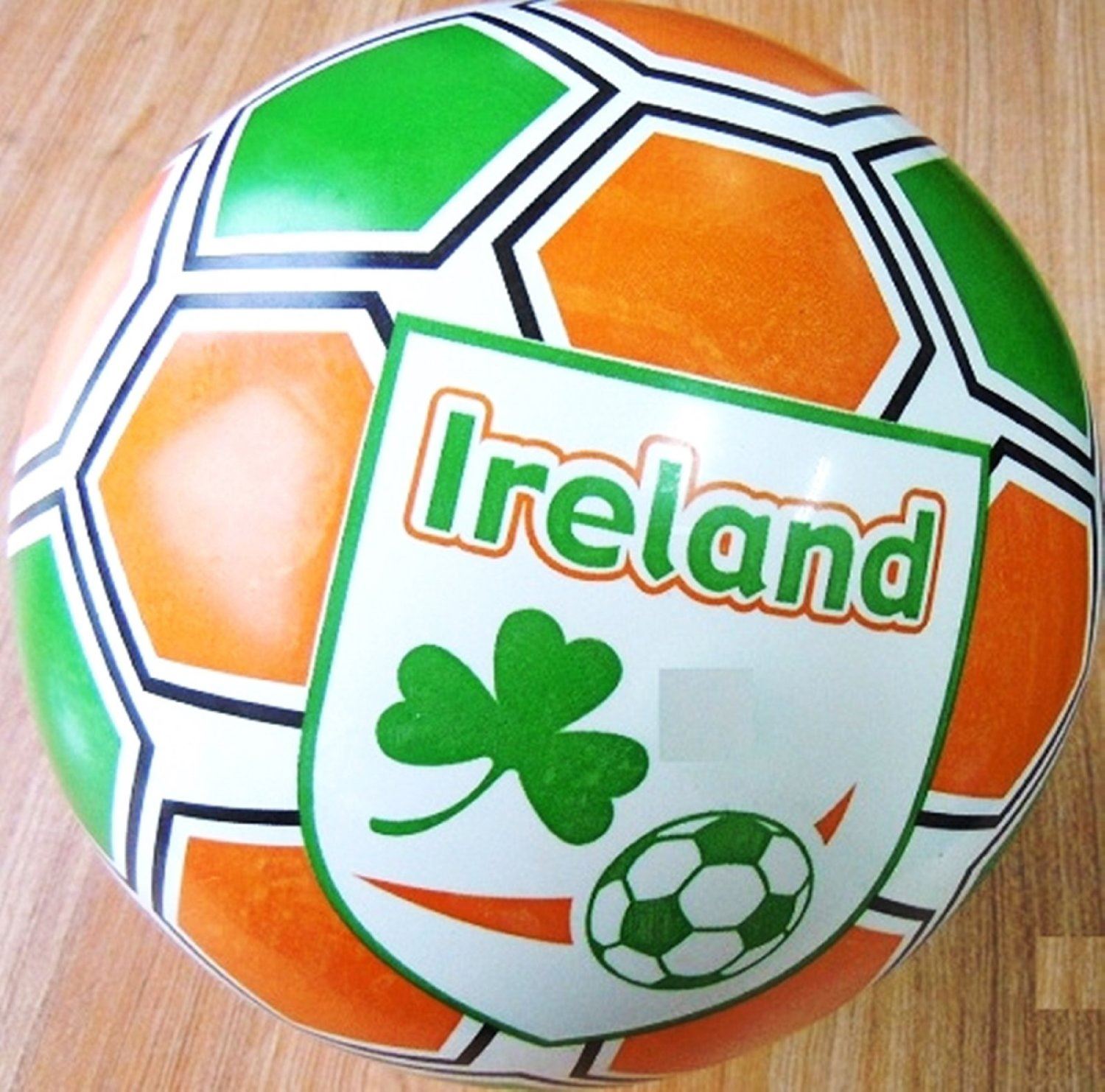 IRISH IRELAND EIRE PVC PLASTIC FOOTBALL PLAY BEACH BALL. 404 \\\404