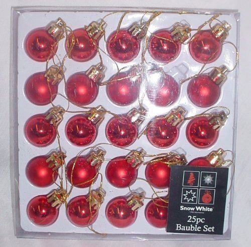 PACK OF 32 RED SHINY AND MATT CHRISTMAS TREE BAUBLES. 513225R \\\451837R