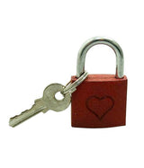METAL RED LOVE HEART PADLOCK WITH 2 KEYS. 623967