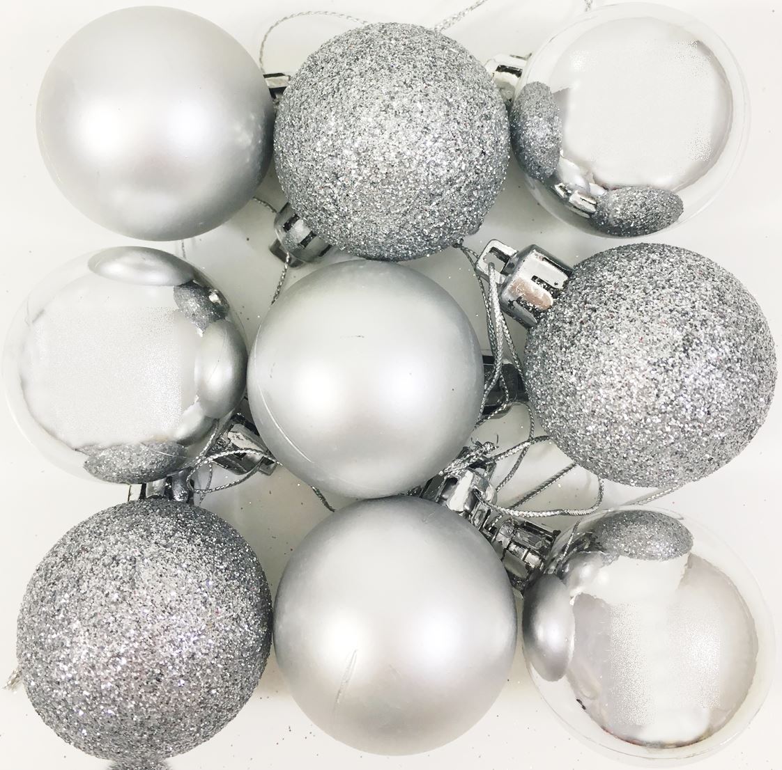 SET OF 9 LUXURY CHRISTMAS TREE BAUBLES SILVER TRADITIONAL COLOURS 8386. 8382SILVER \\\8382SILVER