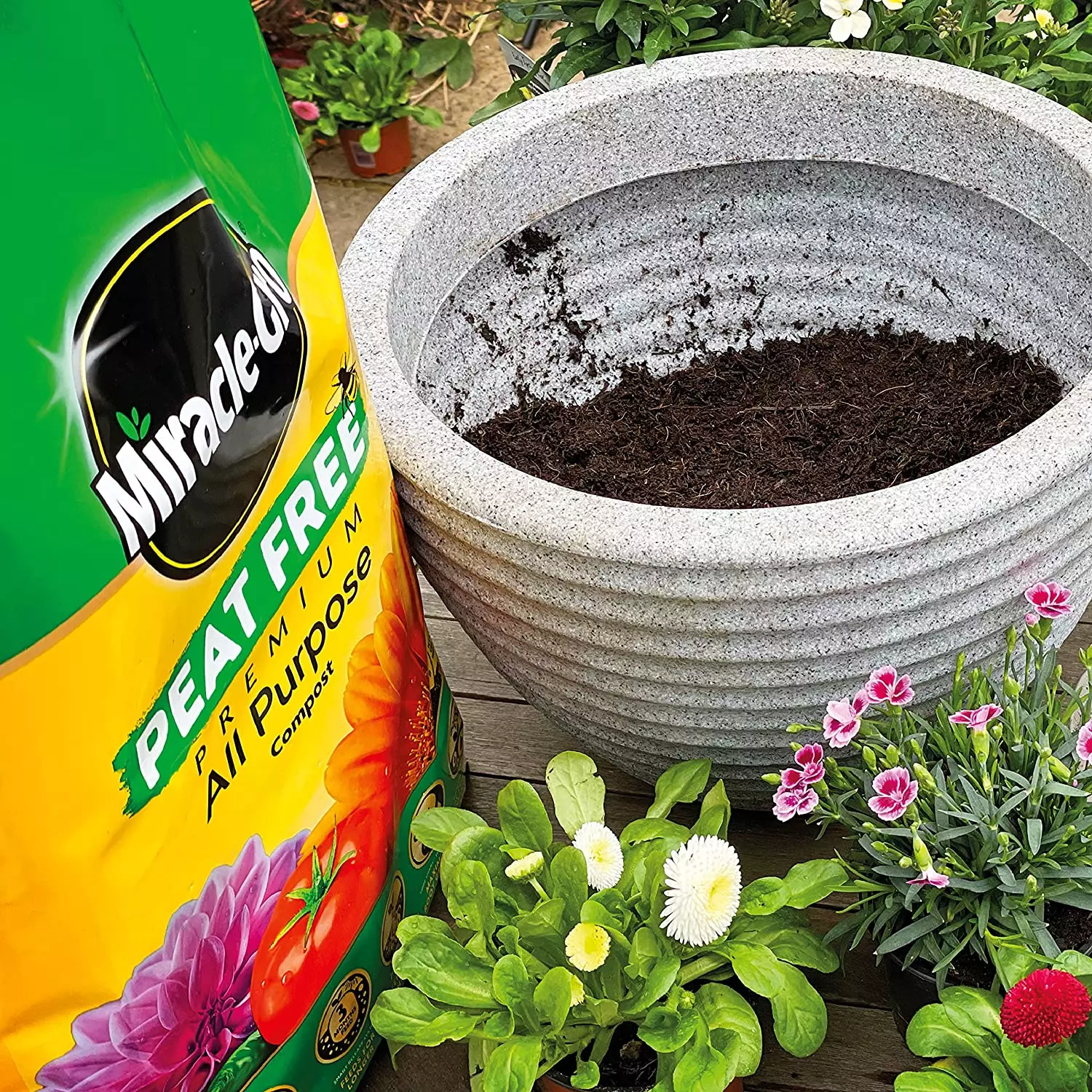 MIRACLE-GRO PREMIUM ALL PURPOSE PEAT FREE COMPOST 75LTR