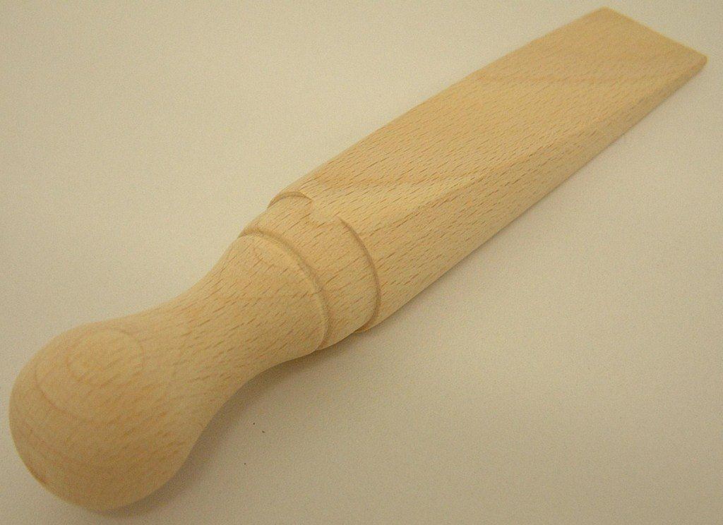 APOLLO TRADITIONAL BEECH DOOR STOP WEDGE. AP7379 \\\AP5092