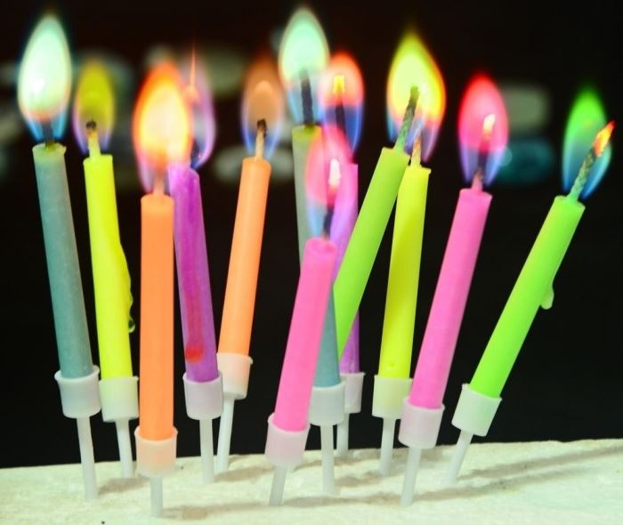 10 IN PACK NEON COLOUR FLAME CANDLES. DGI1874 \\\DGI1874