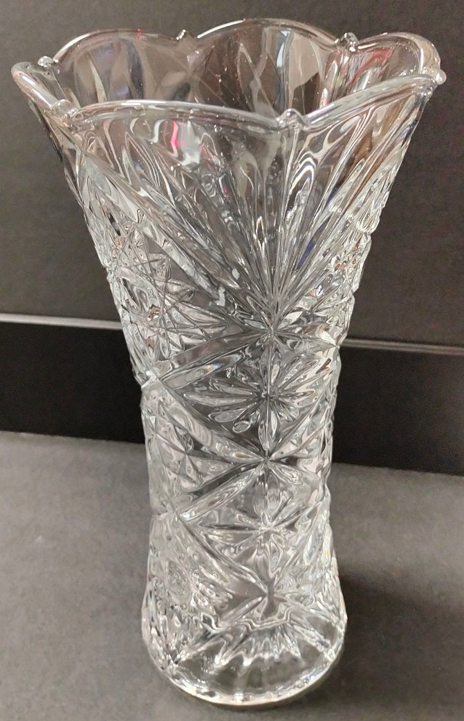 GLASS VASE 14CM X 24.5CM. AS056 \\\KD00553