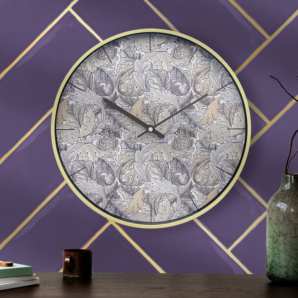 ACANTHUS FLORAL GREY ROUND ANALOG WALL CLOCK. LP49245 \\\KD04969