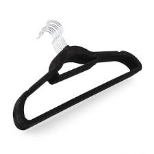 10 VELVET HANGERS BLACK. 4017 \\\KD10021