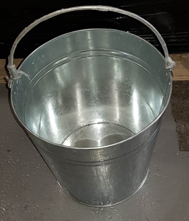 GALVANISED METAL BUCKET 12 LITRE. 850035 \\\KD11230