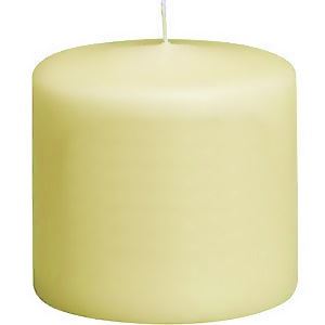 VANILLLA PILLAR CANDLE 10CM X 10CM. UK0233 \\\KD11312