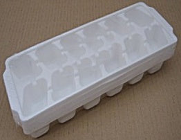 3 ICE CUBE TRAYS. V1206 \\\KD12151