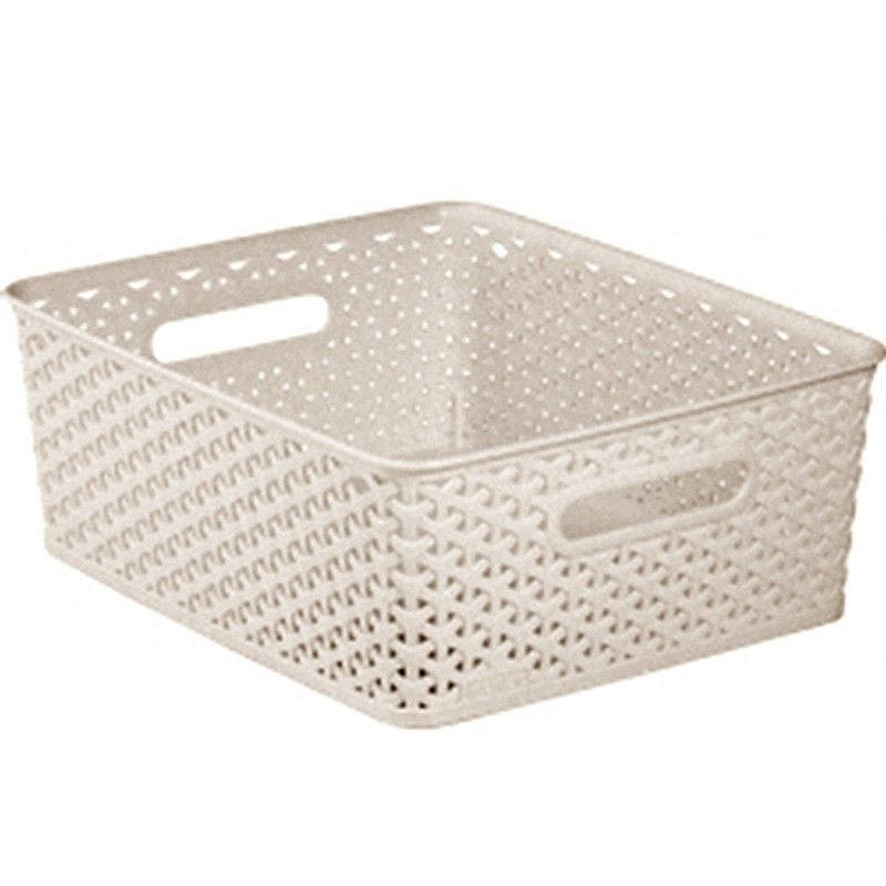 ASSORTED COLOUR SMALL PLASTIC RATAN BASKET. V4121 \\\KD12152