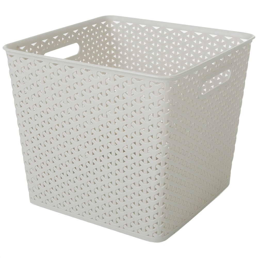 ASSORTED COLOUR LARGE PLASTIC RATAN BASKET. V4123 \\\KD12154