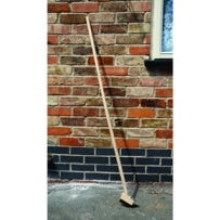 LONG HANDLE WOODEN PATIO BRUSH 120CM GARDEN. PWBRUSH \\\KD14311