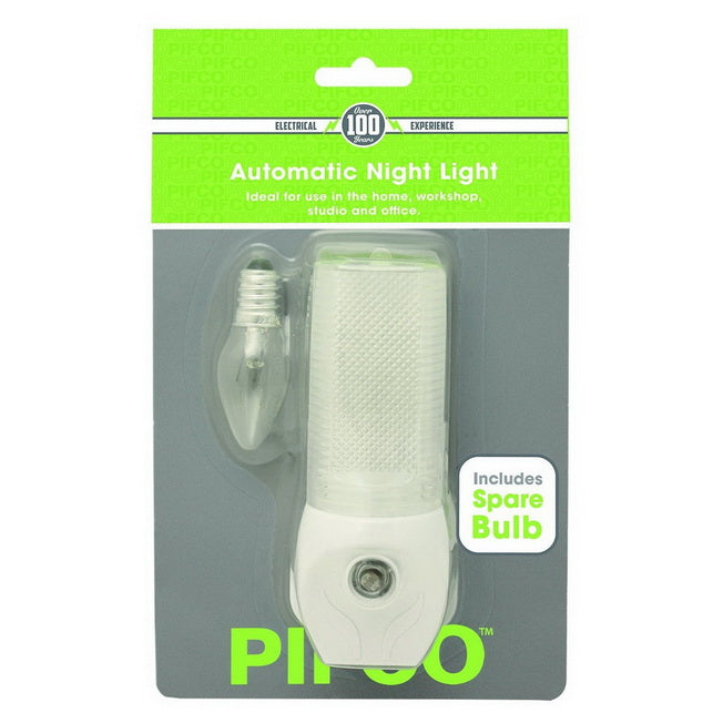 PIFCO AUTOMATIC NIGHT LIGHT WITH SPARE BULB. PIF2062 92843 \\\KD18400