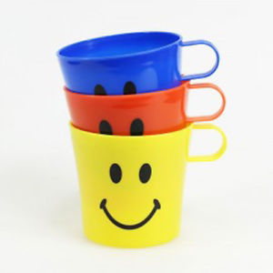 CHEF AID SMILEY FACE CUPS ASSORTED COLOUR PACK OF 3. 10E53000 \\\KD18556