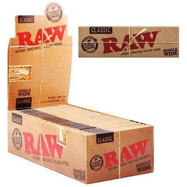 RAW CLASSIC SINGLE WIDE STANDARD SIZE ROLLING PAPERS 50. 0468 \\\KD25038