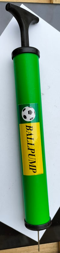 FOOTBALL / BALL HAND PUMP. JL2622 \\\KD25243