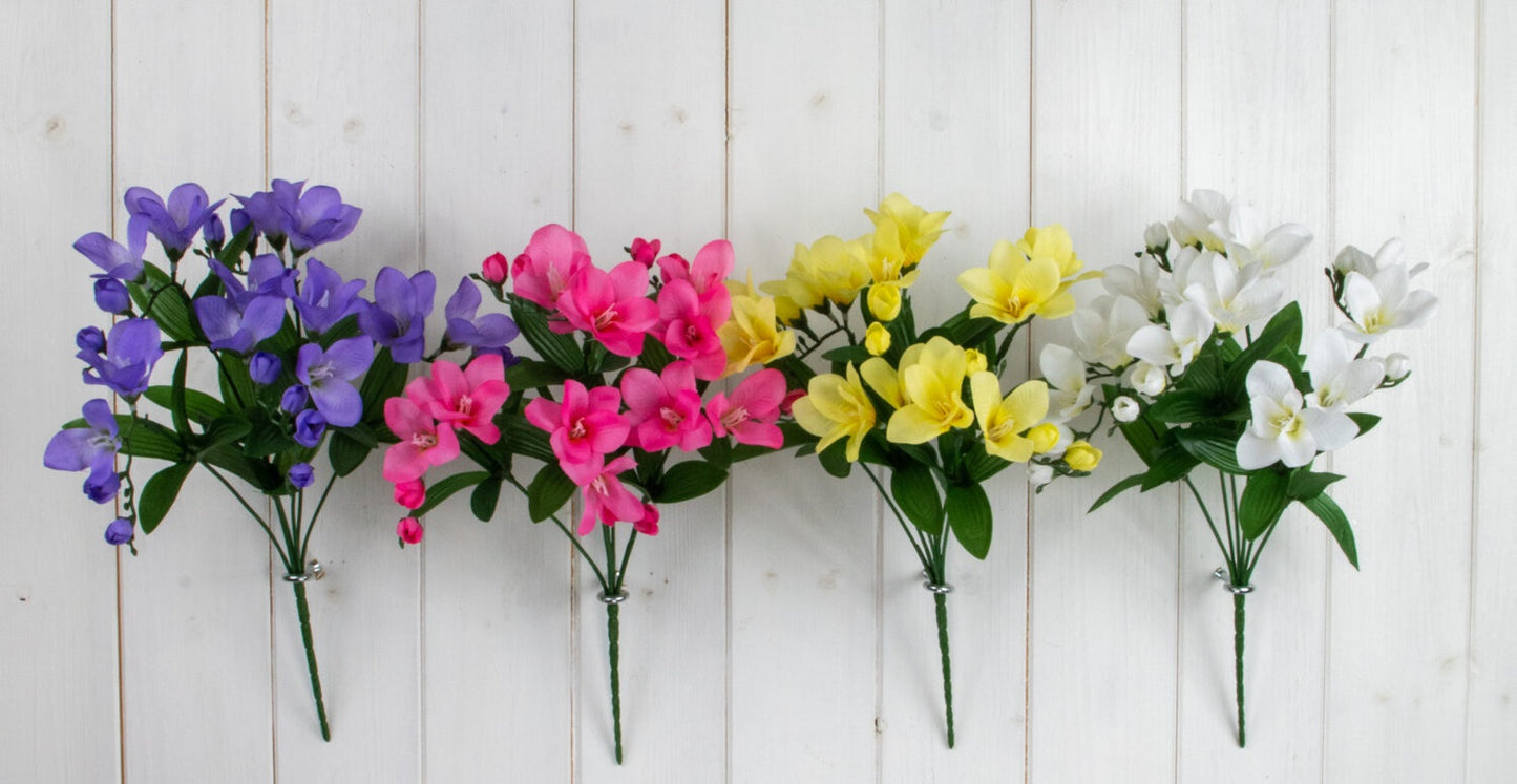ASSORTED COLOUR ARTIFICIAL / FAUX FLOWER FREESIA BUSH. FL13107 \\\KD27084