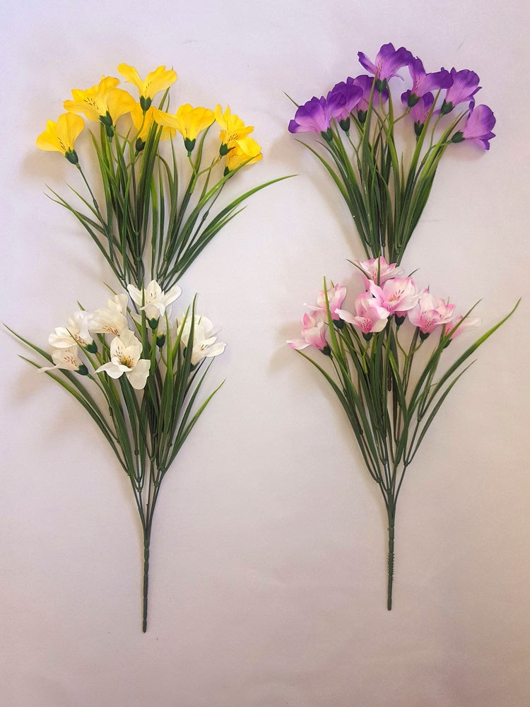 ASSORTED COLOUR ARTIFICIAL / FAUX FLOWER ALSTROMERIA BUSH. FL13224 \\\KD27092
