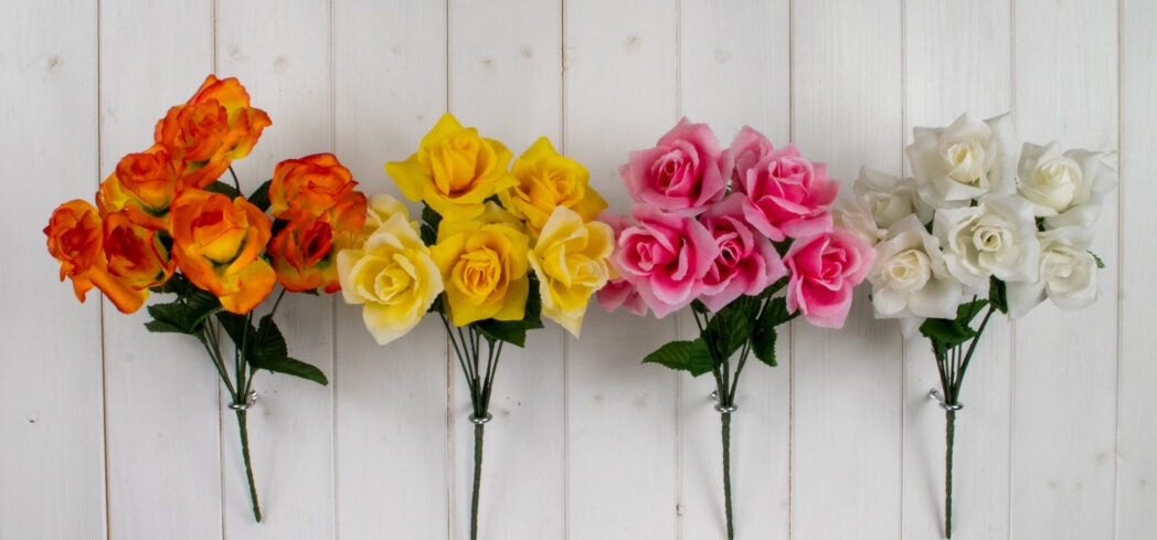 ASSORTED COLOUR ARTIFICIAL / FAUX FLOWER GARDEN ROSE BUSH. FL13340 \\\KD27096
