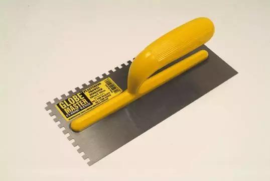 WORLDWIDE TOOLS GLOBEMASTER SERRATED PLASTERS TROWEL 280 X 120MM. 5225 \\\KD32484