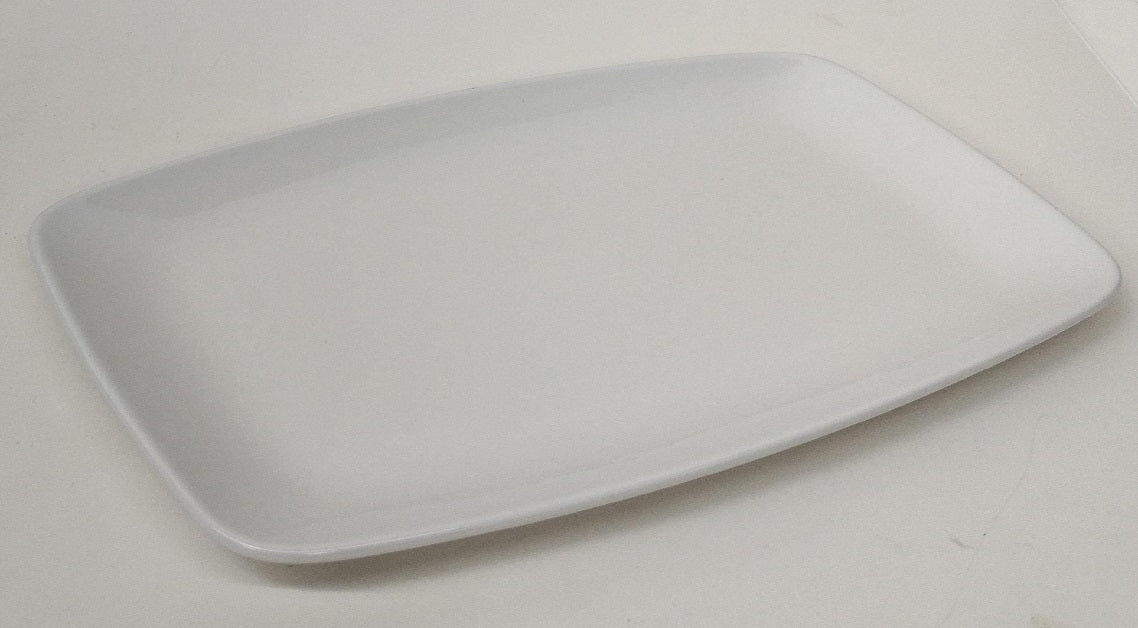 CARNABY ISLINGTON RECTANGULAR WHITE PORCELAIN SERVING PLATE 10" / 26CM. CRM1486GE \\\KD33562