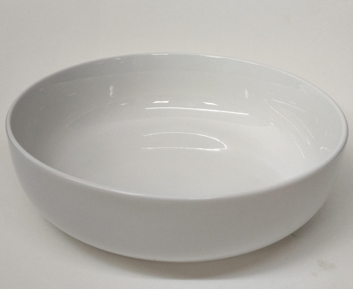 CARNABY ISLINGTON ROUND WHITE PORCELAIN PASTA BOWL 8" / 21CM. CRM1484GE \\\KD33568
