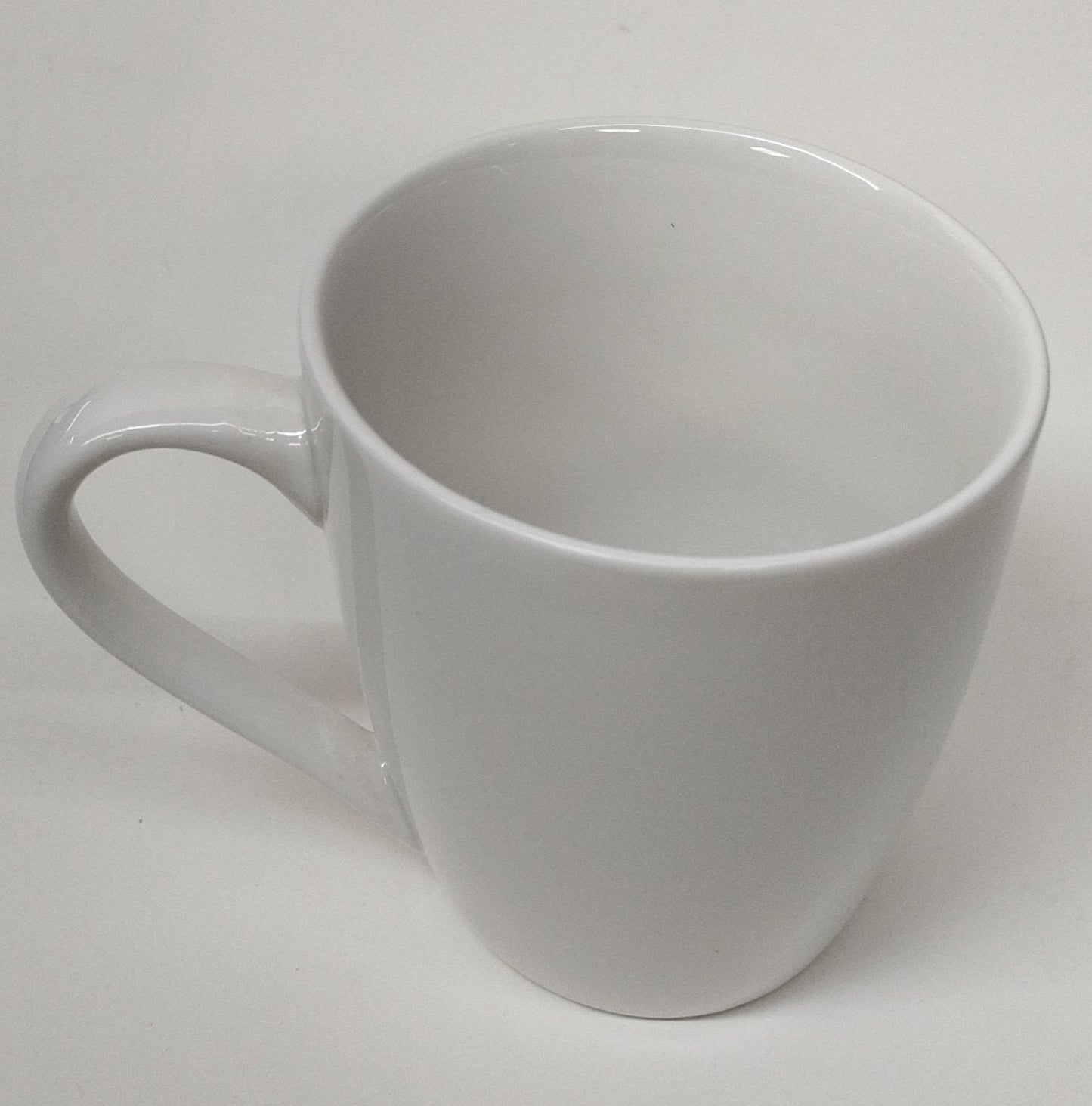 CARNABY ISLINGTON ROUND WHITE PORCELAIN MUG 12OZ. CRM1485GE \\\KD33569