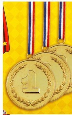 3 LARGE GOLD MEDALS [TOY]. KT41028 \\\KT41028