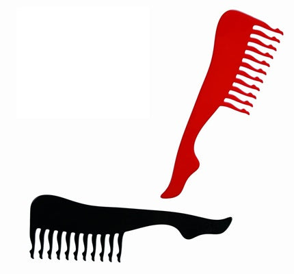 NOVELTY SEXY LEG SHAPED HAIR COMB NAUGHTY JOKE FUN FUNNY CHEEKY GIFT PRESENT. OB763233 \\\OB763233