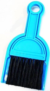 MINI BROOM DUST PAN BLUE. P15131 \\\P15131