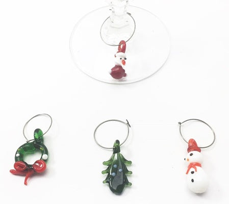 4 CHRISTMAS XMAS WINE GLASS CHARMS RING MARKER. PI051124 \\\PI051124