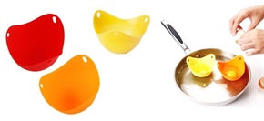 2 SILICONE EGG POACHERS FOR THE MODERN WAY TO POACH EGGS - YELLOW RED OR ORANGE SILICONE POACHY 12 C. DGI3030 \\\PI883650