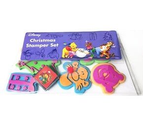 DISNEY WINNIE THE POOH CHRISTMAS STAMPER SET. WXST \\\WXST